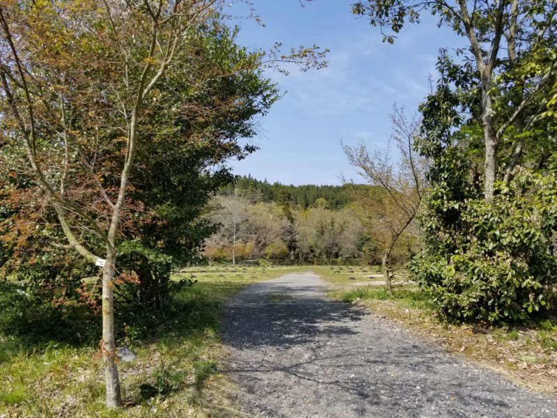 三日月の滝温泉キャンプ場（Aサイト入口）