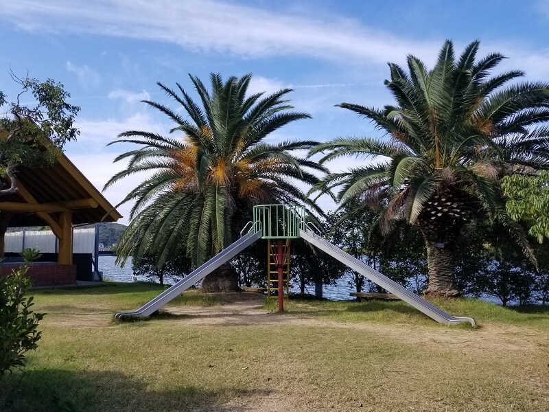 大池オートキャンプ場のすべり台