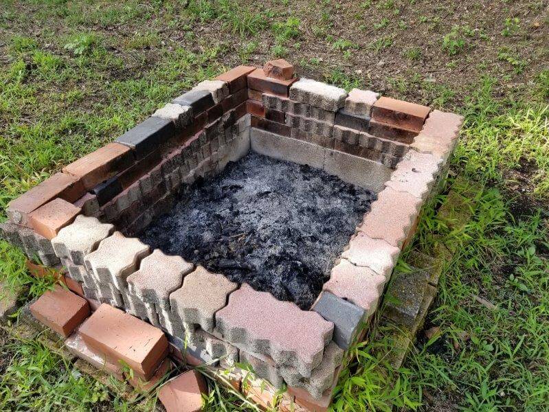 久住高原スパージュキャンプ場の灰捨て場