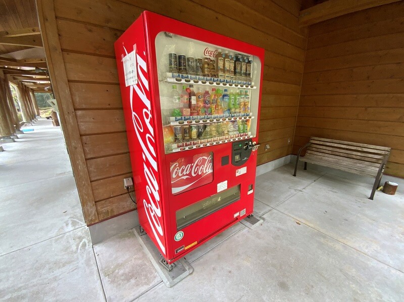 【御池キャンプ村】自動販売機あり