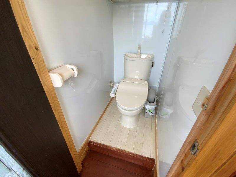 西海橋オートキャンプ場 第2・第3サイト近くのトイレ